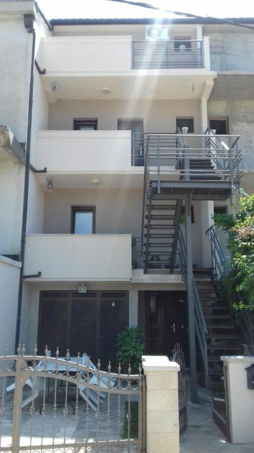 Apartmani Ivkovic+ Trebinje Eksteriør bilde